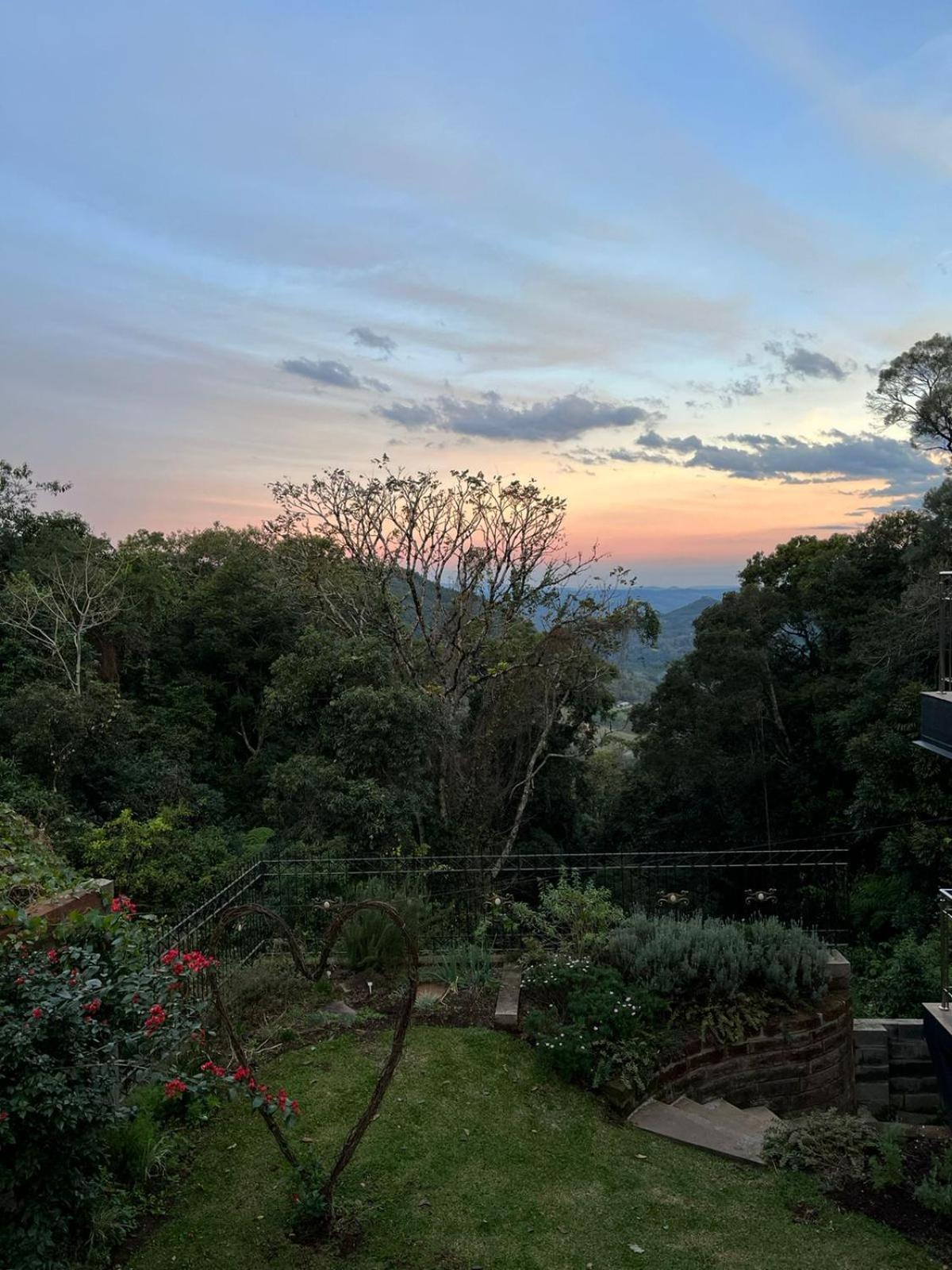 Suites Refugio Do Vale Gramado Eksteriør bilde